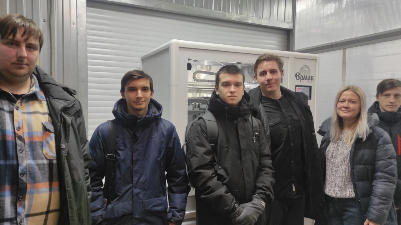 студенты НМК в ДФЦТ